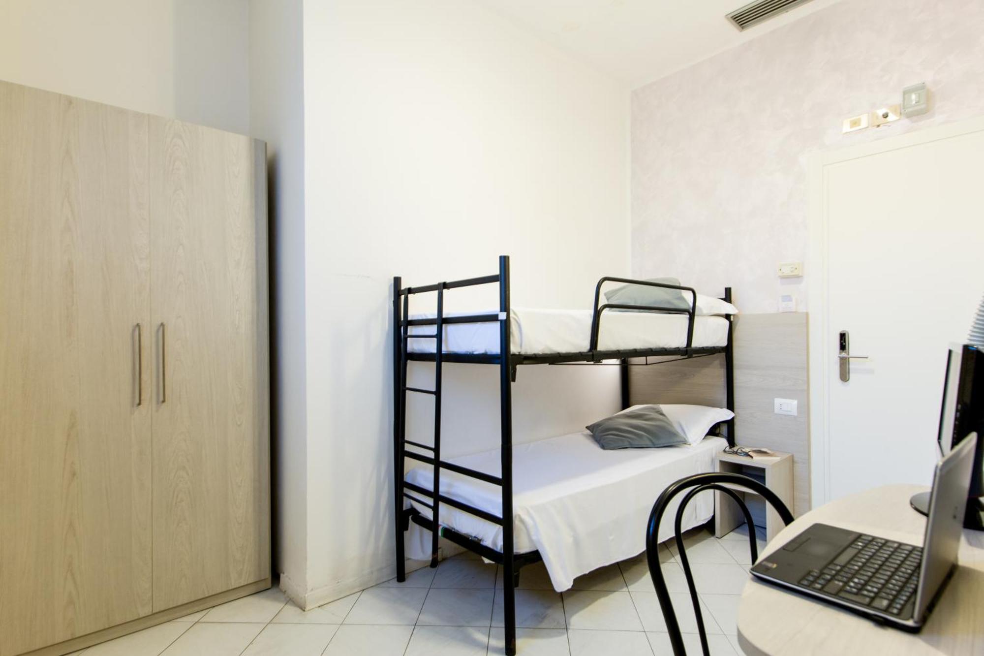 Hotel Marzia Con Piscina ริชโชเน ภายนอก รูปภาพ